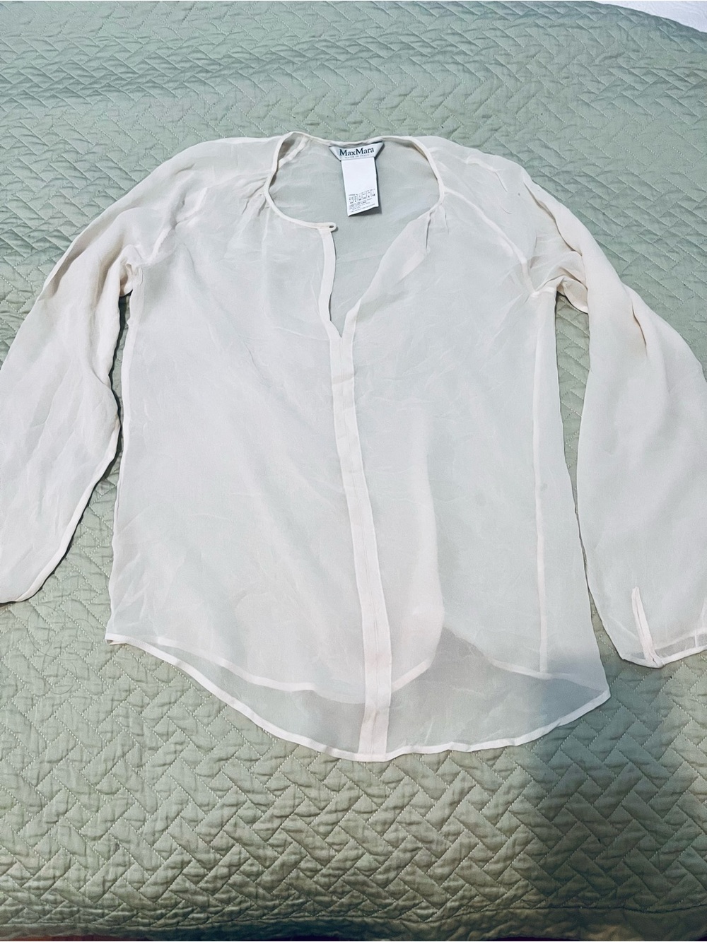 MaxMara Pale cream Silk Blouse size 4 made in Italy